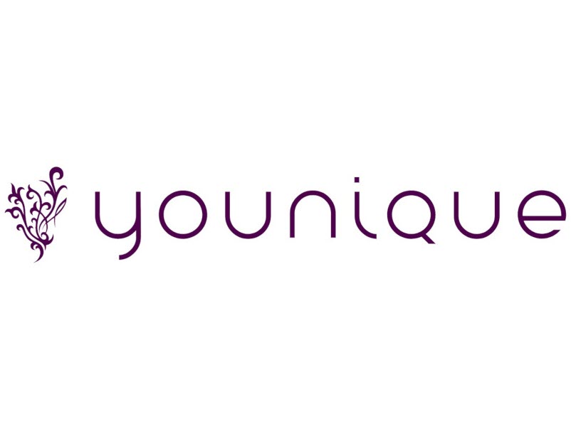 Logo Younique